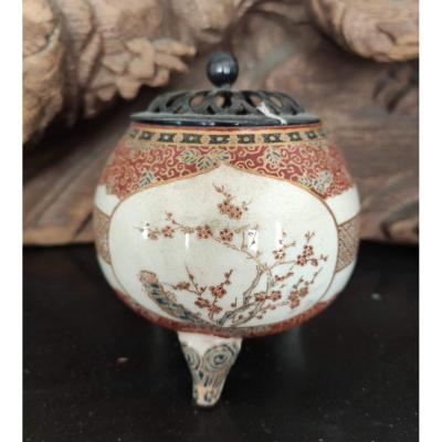 Small Satzuma Earthenware Incense Burner 