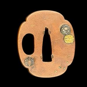 Hammered Iron Tsuba – Mixed Inlay Decoration – Edo Period (17th–18th Century)