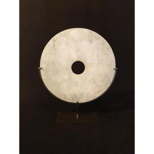 Chine - Disque Bi En Jadéite Blanc Irisé - 30 Cm