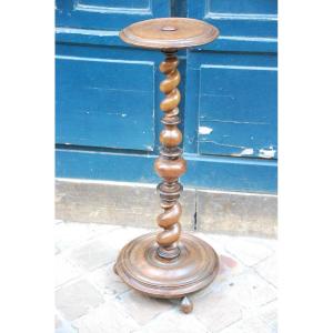 Bolster Or Torch Holder In Walnut Early XVIII