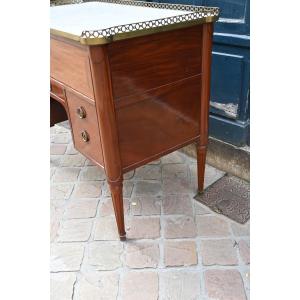 Louis XVI Period Mahogany Pedestal Desk Attributed To Stockel