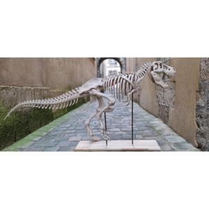 T Rex In Starch Resin Composition