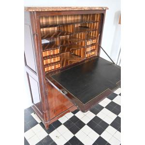 Louis XV Period Mahogany And Zebrawood Writing Desk From The 18th Century