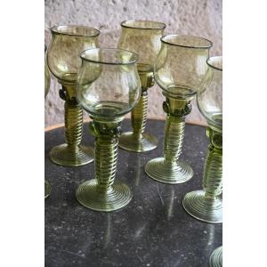  Set Of 10 Roemer Wine Glasses In The 17th-century Dutch Style 