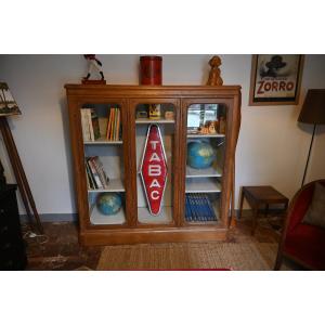 Chateau De Groussay, Oak Library 