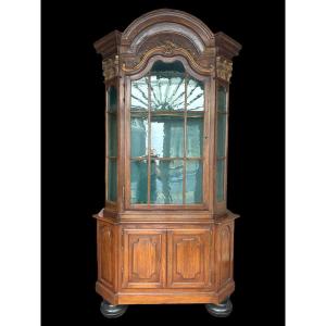 Beautiful 18th Century Oak Castle Display Cabinet.