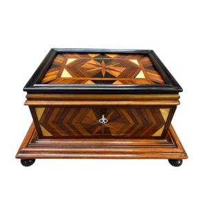 Beautiful Parquet Cigar Box, Early 19th Century.