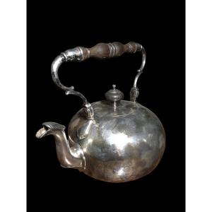 A Very Beautiful 18th-century Solid Silver Kettle 