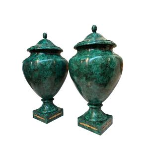 Pair Of Vases (70 Cm) In Wood Painted In Imitation Of Malachite 20th Century.