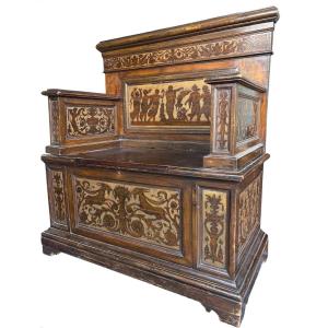 Italian Walnut Entrance Bench, 19th Century