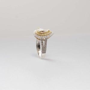 Daffodil And Diamond Diamond Ring