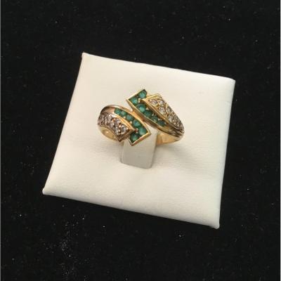 Gold, Diamonds And Emerald Ring