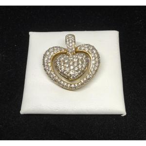 Heart Pendant In Gold And Diamonds