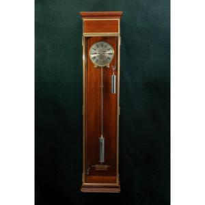 Regulator, Precision Wall Clock