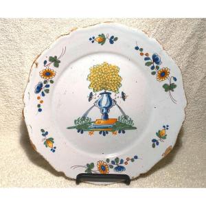 Nevers Late 18th Century - Fountain Of Youth Topped With A Thousand Crowns Tree