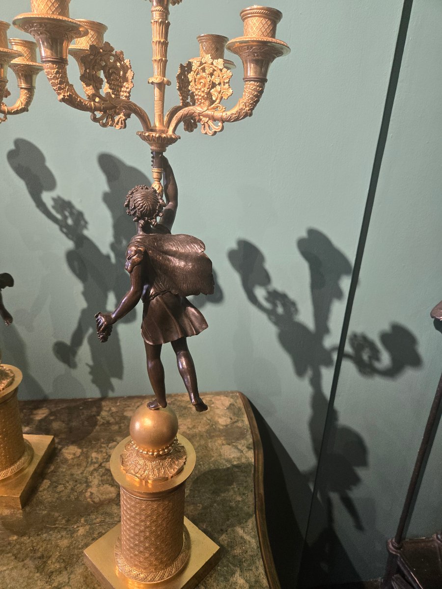 Coppia di bellissimi candelabri a 5 fiamme in bronzo Brunito e dorato epoca impero -photo-2