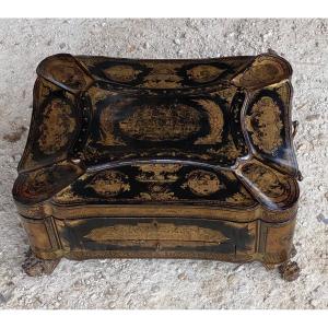 Large Lacquered Book Box