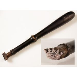 Very Large Crown Sealing Stamp