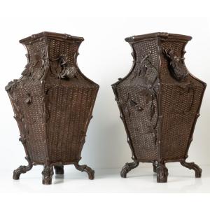 Japanese Pair Of Vases With Naturalistic Decoration