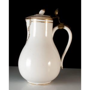 18th-century Porcelain Jug From Locré