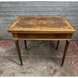 Louis Philippe Games Table