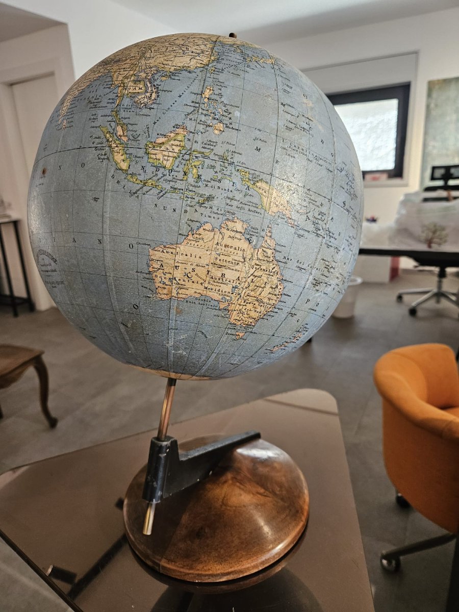 Mappamondo vintage di produzione tedesca-photo-1