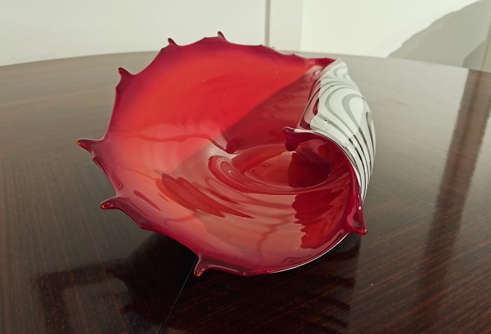Centrotavola in vetro artistico "Zebra" di Józefina Glassworks, Krosno, Polonia-photo-3