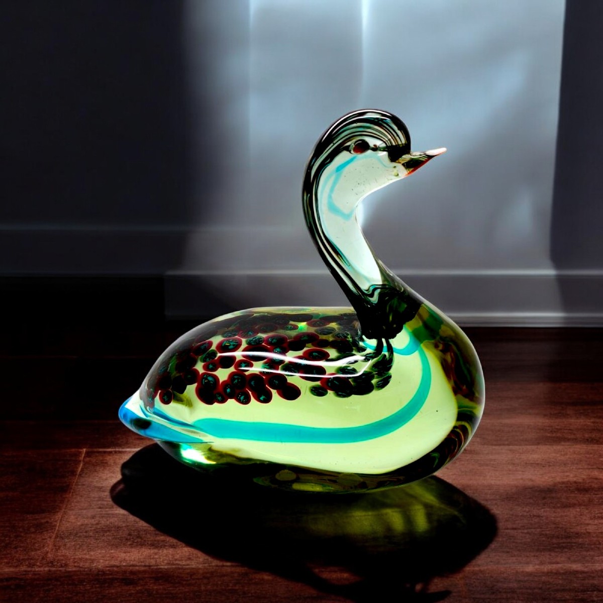 Antonio Da Ros (1936-2012) per Cenedese, Anatra in Vetro al Neodimio Sommerso con Murrine fuse.
