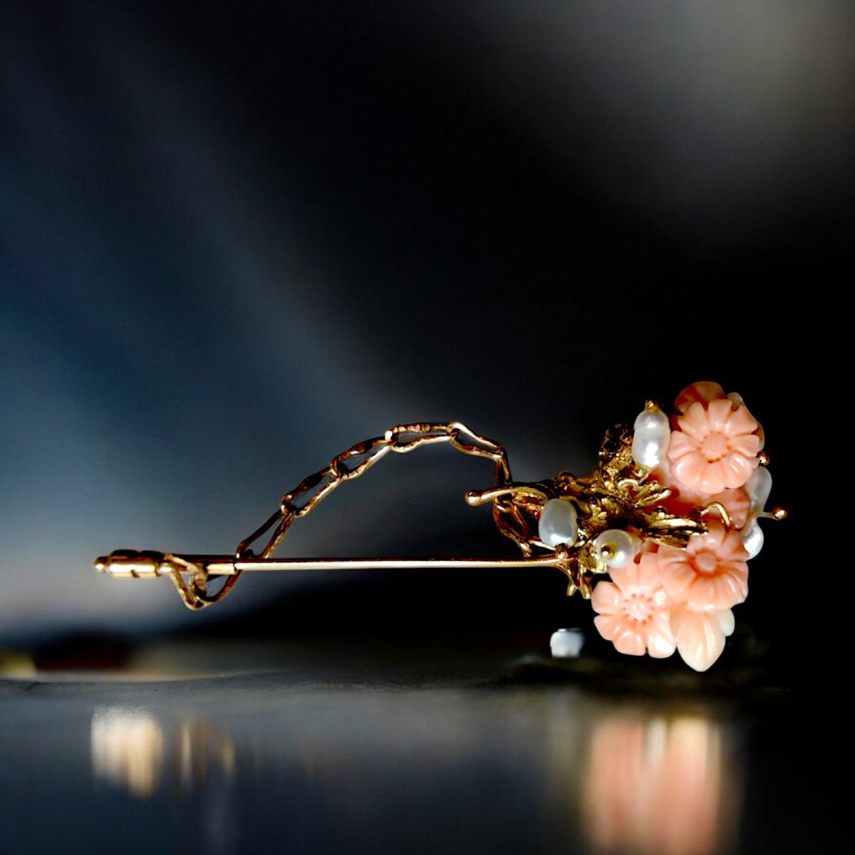 Spilla Anni 60 in oro 18 kt, Corallo Rosa e Perle di Fiume-photo-3