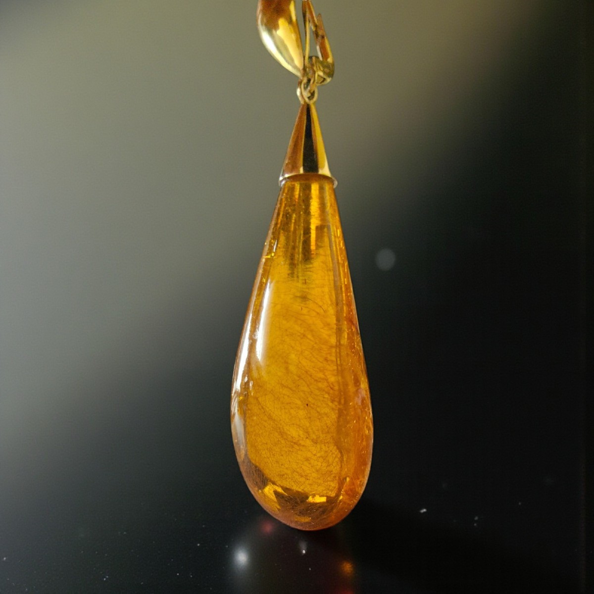 Orecchini Pendenti A Goccia in Ambra ed oro 18kt-photo-4