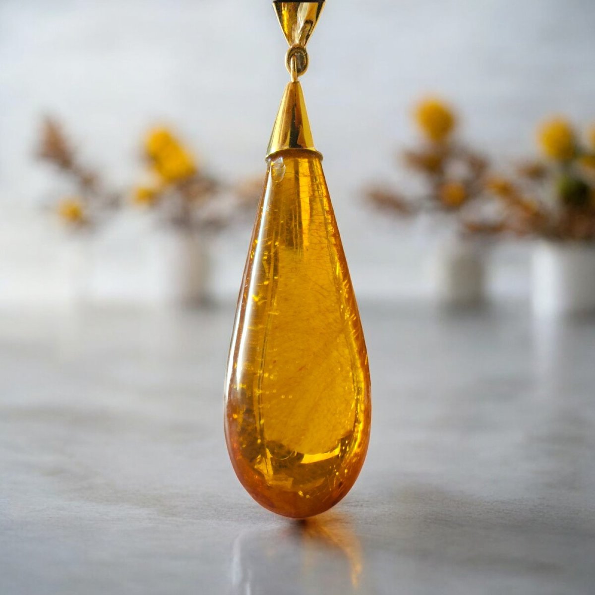 Orecchini Pendenti A Goccia in Ambra ed oro 18kt-photo-2