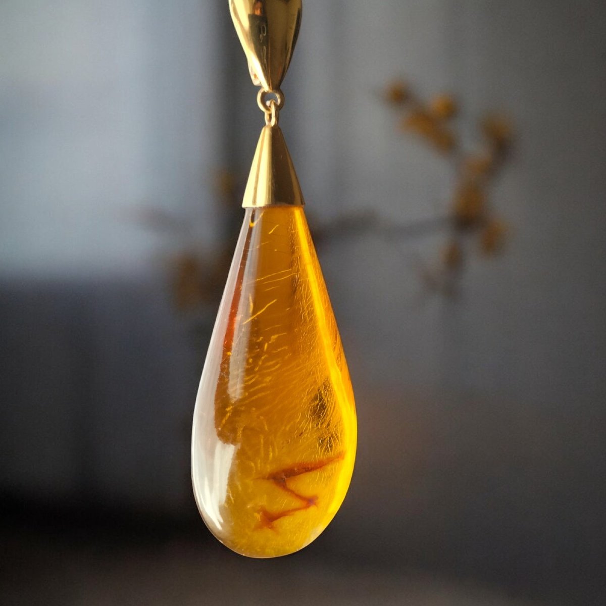 Orecchini Pendenti A Goccia in Ambra ed oro 18kt-photo-5