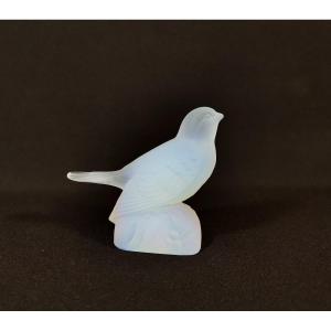 Marius Sabino, Sparrow Bird In Moulded-pressed Opalescent Crystal, Circa 1930, Art Deco Period