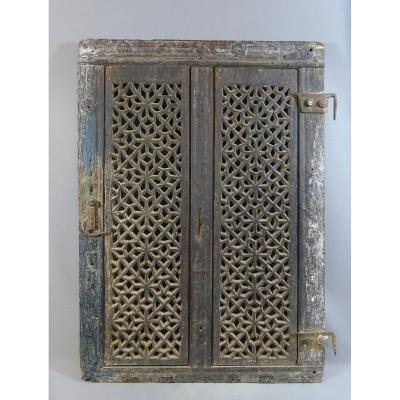 Swing Shutter Panel From Kushk Or Shubbâk Moucharabieh Grid In Ornate Wood, Work From Yemen, Sanaa ; Before The 17th Century