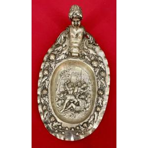 Offering Dish In Silver Representing Battle- Scene, Germany ( Hanau ) XIX Century