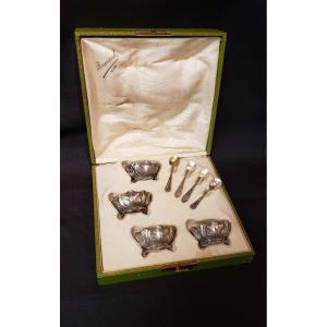 Set Of 4 Louis XV Style Silver Salt Cellars With Minerva Seal And Matching Small Spoons