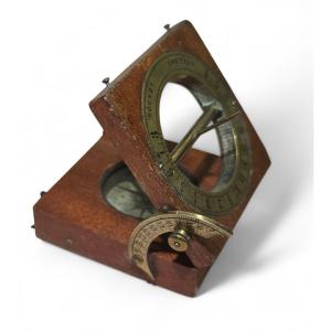 19th-century Portable Sundial Signed "dollond London" — Wood And Brass