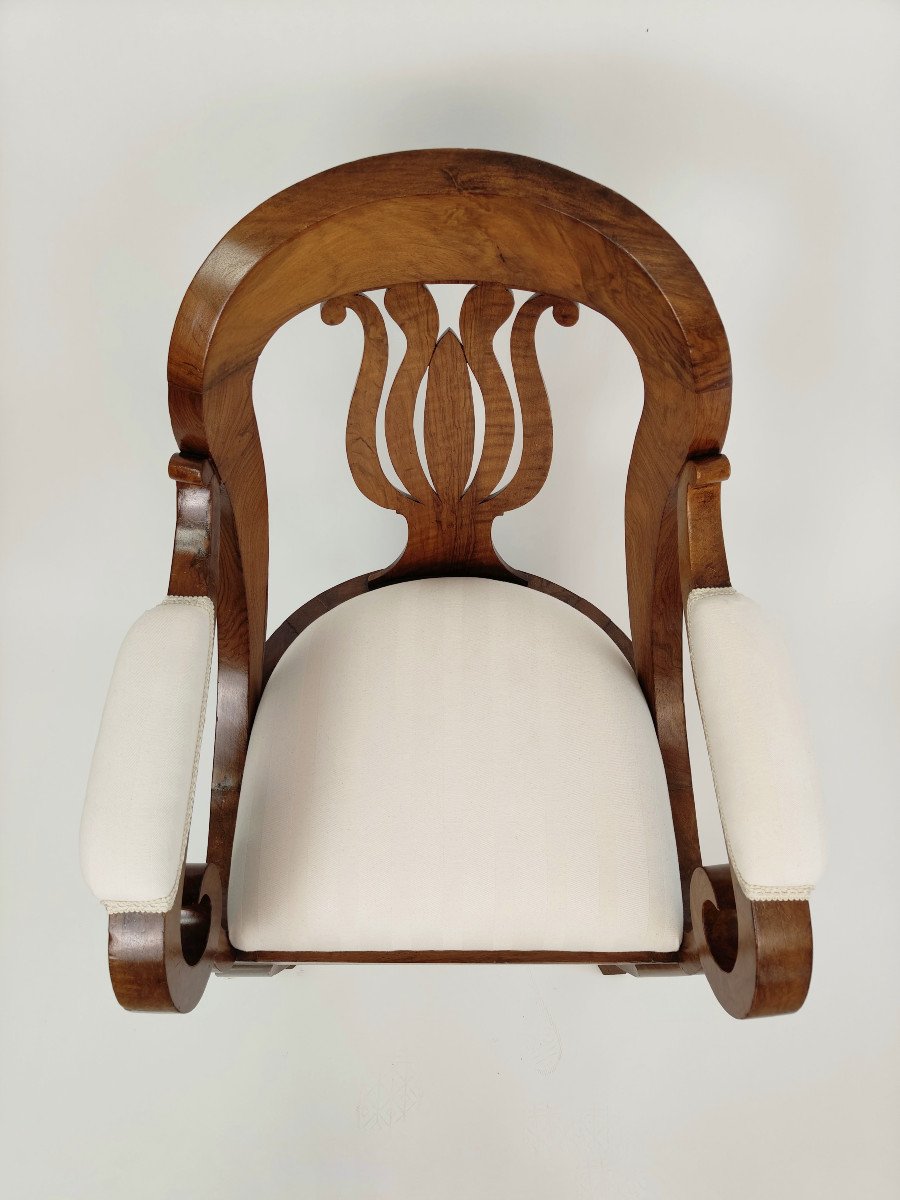 Poltrona in legno di noce del XIX secolo di epoca Biedermeier-photo-2