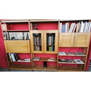 Regain House Library