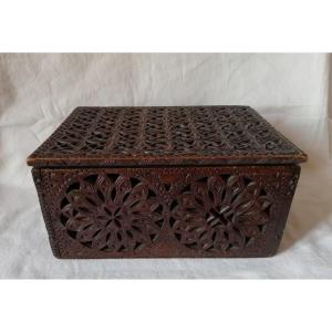Lace Maker Box