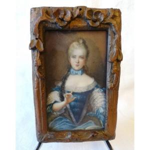 Painting On Ivory Plate