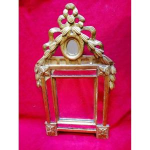 Mirror With Glazing Beads
