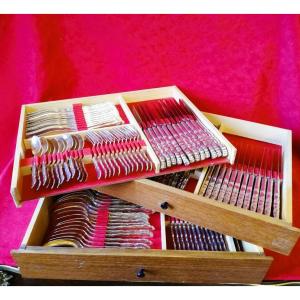 Cutlery Set In A Box 