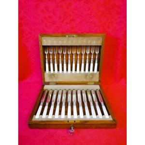 Dessert Set In A Gift Box 