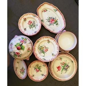 Keller & Guerin Lunéville Earthenware Dinner Service 