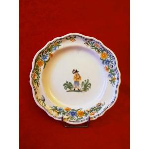 18th Century Moulins Earthenware Plate 