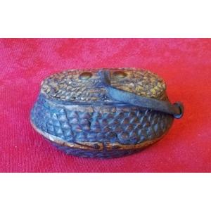 Rat-tail Snuffbox