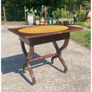 Early 19th Century Walnut And Mahogany Portfolio Games Table