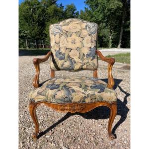 Regency Style Walnut Armchair In Good Condition 
