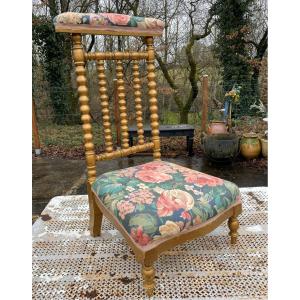 Wooden And Fabric Prayer Rail 